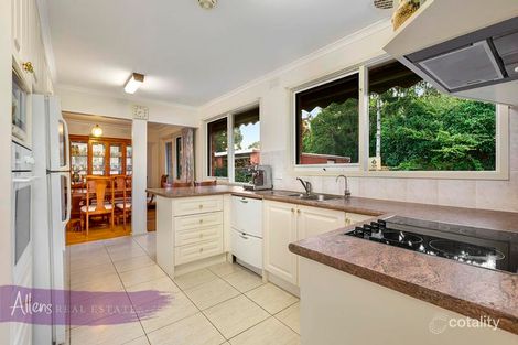 Property photo of 52 Hedge End Road Nunawading VIC 3131