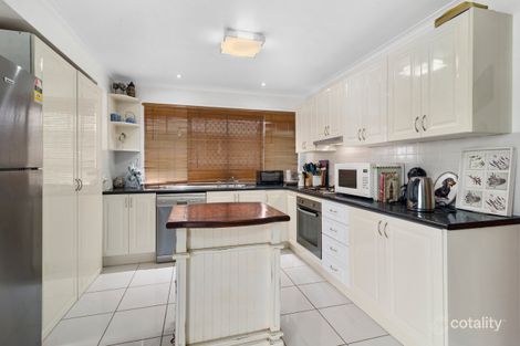 Property photo of 37 Champagne Crescent Wilsonton Heights QLD 4350