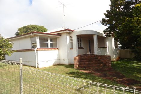 274 Bridge St, Newtown, QLD 4350