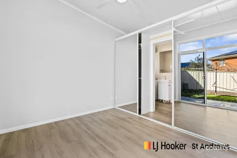 Property photo of 14 McLaughlin Circuit Bradbury NSW 2560