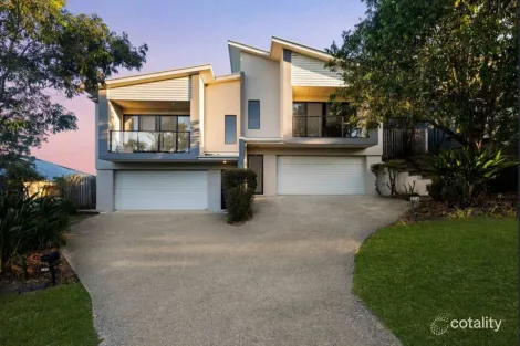 2/4 Carmen Ct, Oxenford, QLD 4210