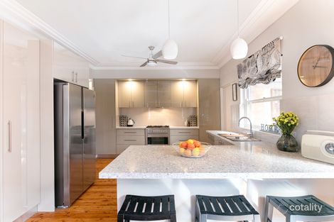 52 Harbord Rd, Freshwater, NSW 2096