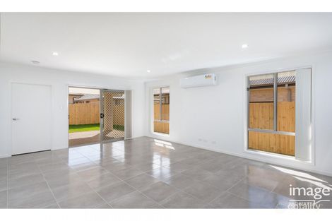 Property photo of 32 Minka Lane Ormeau QLD 4208