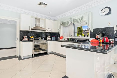 Property photo of 61 Ascot Drive Chipping Norton NSW 2170