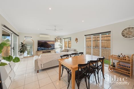 Property photo of 32 Hume Circuit Warner QLD 4500