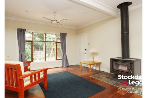Property photo of 2 Warwick Road Pascoe Vale VIC 3044