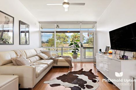 Property photo of 21 Chifley Drive Maribyrnong VIC 3032