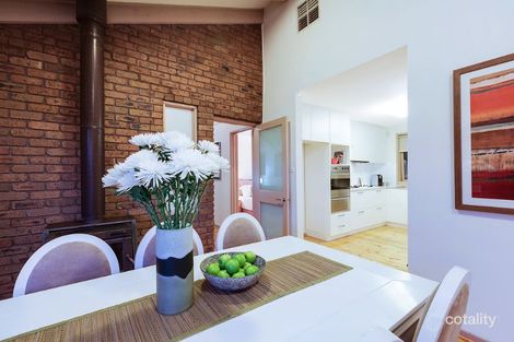Property photo of 11 Mayfield Drive Mill Park VIC 3082