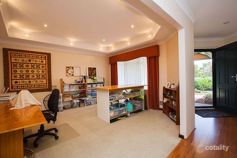 Property photo of 16 Ivy Rock Way Australind WA 6233