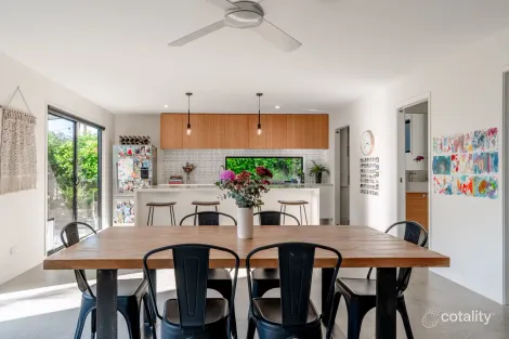 Property photo of 4 Croft Court Tugun QLD 4224