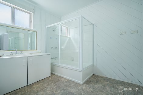 Property photo of 369 Hume Street Kearneys Spring QLD 4350