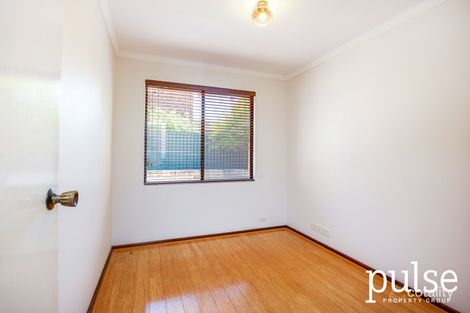 Property photo of 4/4 Birdwood Avenue Como WA 6152