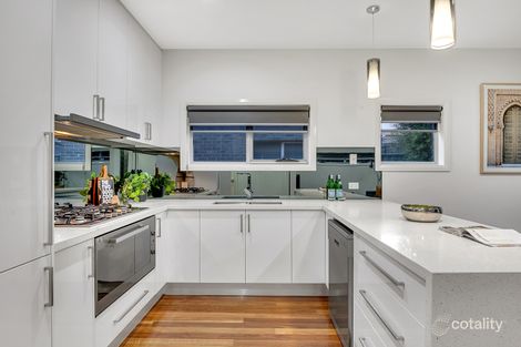 Property photo of 2/21 Watt Avenue Oak Park VIC 3046
