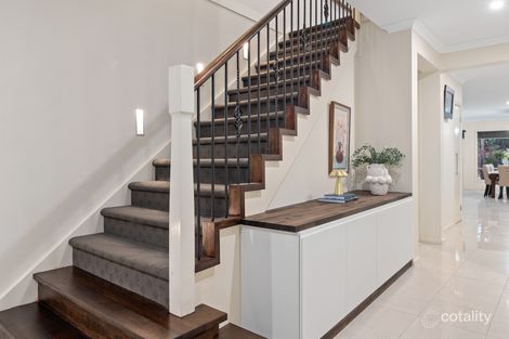 Property photo of 5 Donnici Drive Keysborough VIC 3173