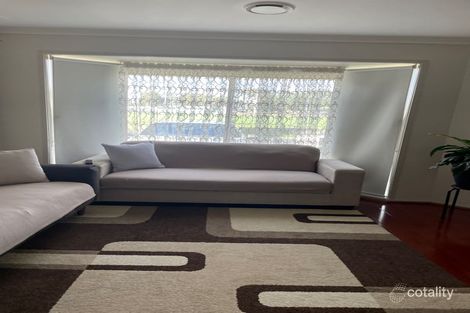Property photo of 7 Rostron Way Roxburgh Park VIC 3064
