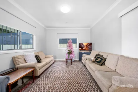 Property photo of 5 Flora Street Roselands NSW 2196