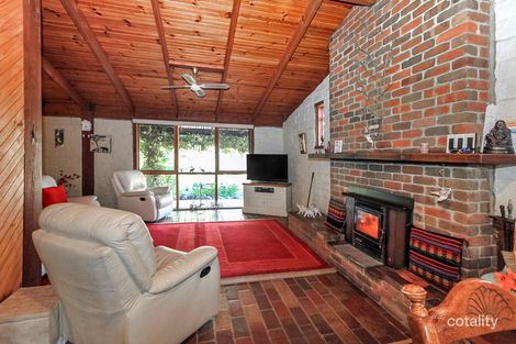 Property photo of 16 Shakespere Street Heathcote VIC 3523