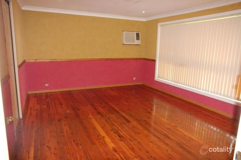 Property photo of 30 Universal Avenue Georges Hall NSW 2198