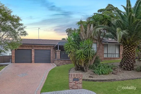 Property photo of 31 Carlon Crescent Farmborough Heights NSW 2526