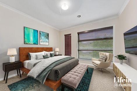 Property photo of 35 Kittyhawk Road Point Cook VIC 3030