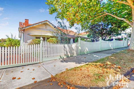 Property photo of 26 Myrnong Crescent Ascot Vale VIC 3032