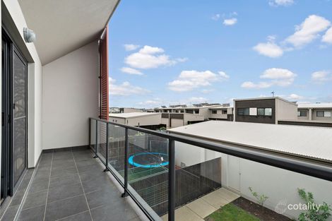 Property photo of 28 Taggart Terrace Coombs ACT 2611