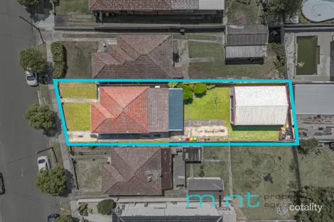 Property photo of 12 Jay Avenue Belfield NSW 2191