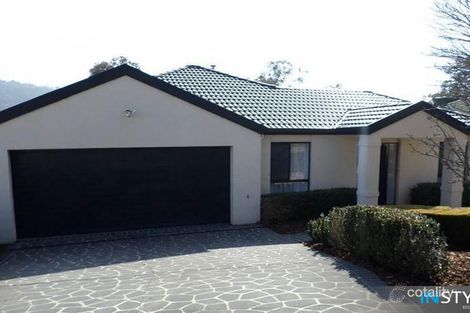 Property photo of 21 Macadamia Close Jerrabomberra NSW 2619