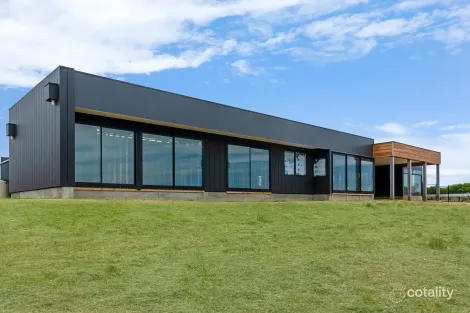 Property photo of 17 Ocean View Drive West Narrawong VIC 3285