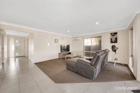 Property photo of 33 Dartmouth Close Clinton QLD 4680