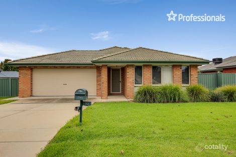 Property photo of 22 Quandong Place Forest Hill NSW 2651