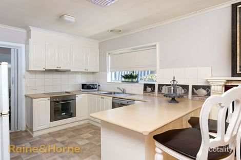 Property photo of 3 Langdon Avenue Wagga Wagga NSW 2650