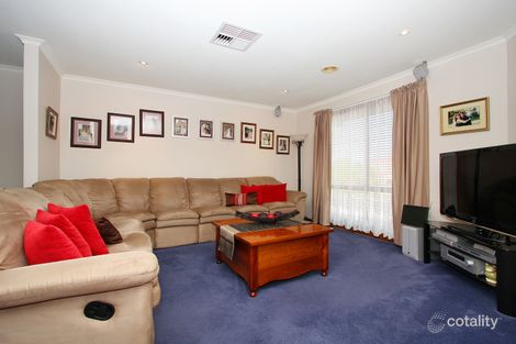 Property photo of 10 Glenbruar Drive Hillside VIC 3037