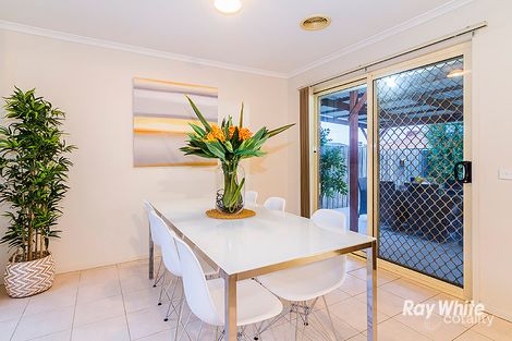 Property photo of 7 Taplan Crescent Cranbourne West VIC 3977