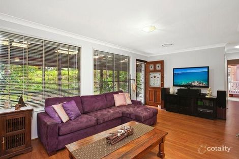 Property photo of 8 Heather Crescent Wyoming NSW 2250