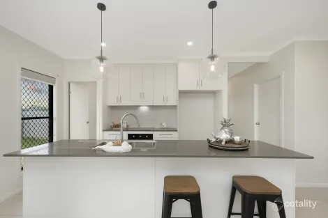 Property photo of 7 Bribie Chase Burdell QLD 4818