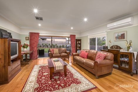 Property photo of 30 Lyell Parade Greensborough VIC 3088