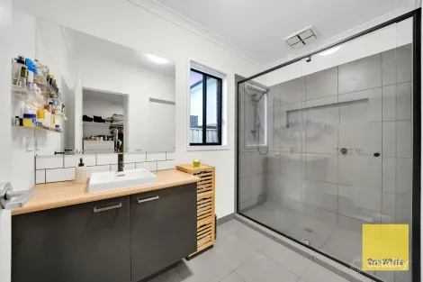 Property photo of 3 Sasha Crescent Truganina VIC 3029