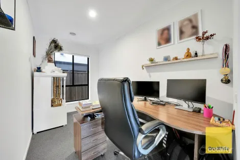 Property photo of 3 Sasha Crescent Truganina VIC 3029