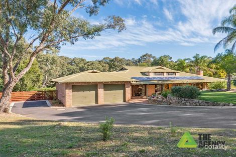 1220 Katharine St, Helena Valley, WA 6056