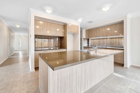 Property photo of 12 Langshan Road Clyde North VIC 3978