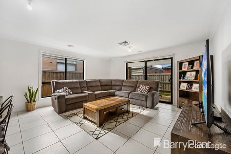 Property photo of 36 Jindalee Way Werribee VIC 3030