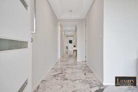 Property photo of 42 Tower Street Thornhill Park VIC 3335