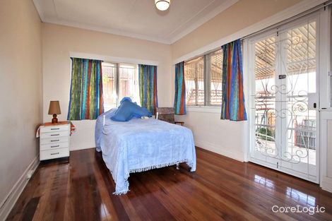 Property photo of 31 Kinmond Avenue Wavell Heights QLD 4012