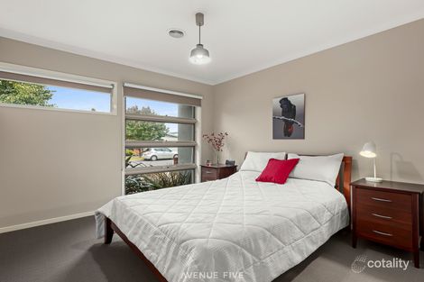 Property photo of 15 Manna Gum Drive Mount Duneed VIC 3217