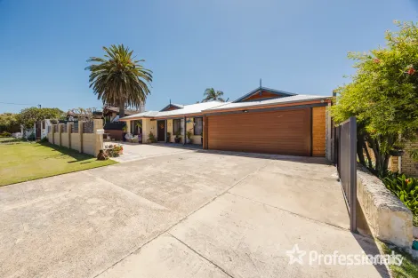 Property photo of 14 Bower Grove Two Rocks WA 6037