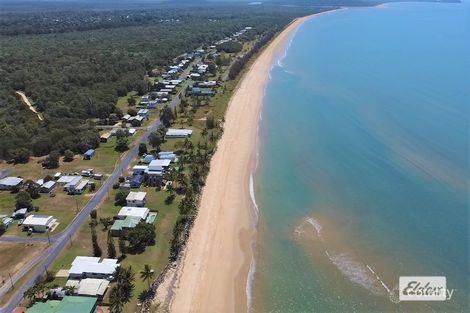 Property photo of 20 Taylor Street Tully Heads QLD 4854