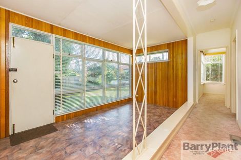 Property photo of 31 Briggs Street Mount Waverley VIC 3149