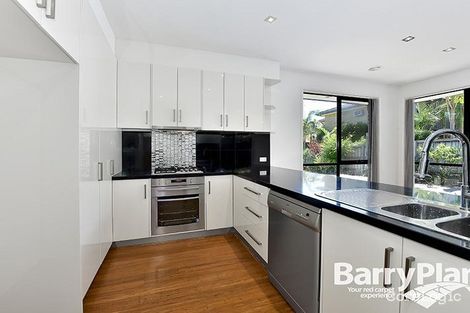 Property photo of 2/4 Bruford Avenue Wheelers Hill VIC 3150