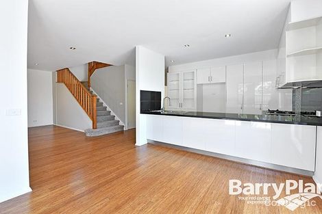 Property photo of 2/4 Bruford Avenue Wheelers Hill VIC 3150